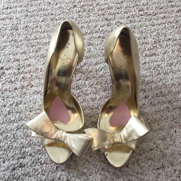 Paris Hilton Gold D'Orsay Peep Toe Heels