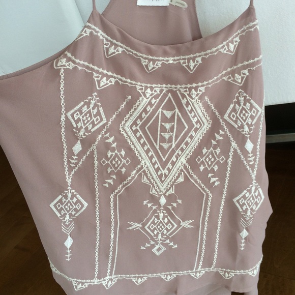 🔥HOST PICK: Aztec camisole - Picture 2 of 3