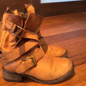 Brown Steve Madden booties