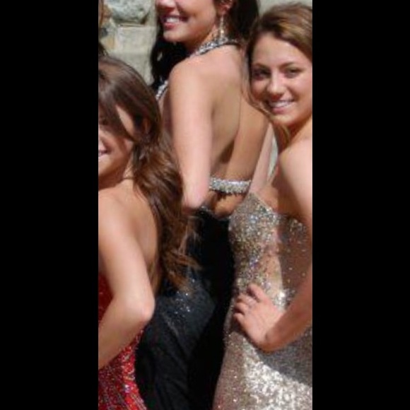 Beautiful black evening gown/prom/pageant dress - Picture 3 of 3