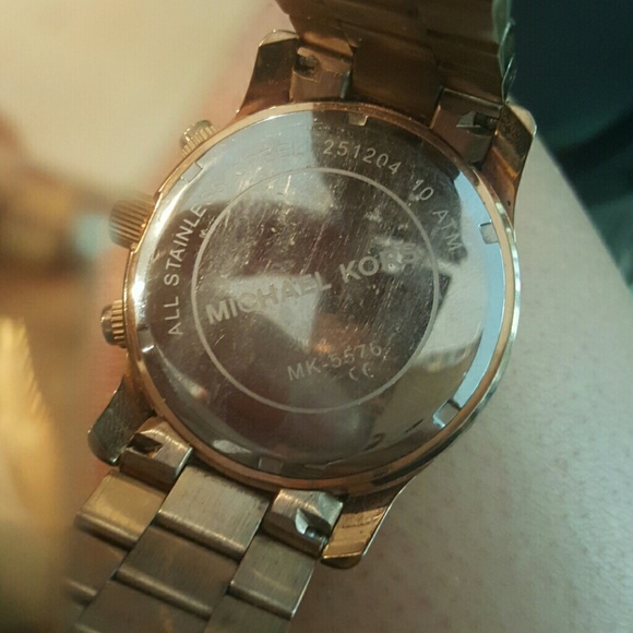 Michael Kors watch - Picture 2 of 3