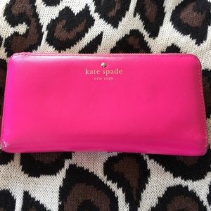 Kate Spade Zip around wallet in Hot pink