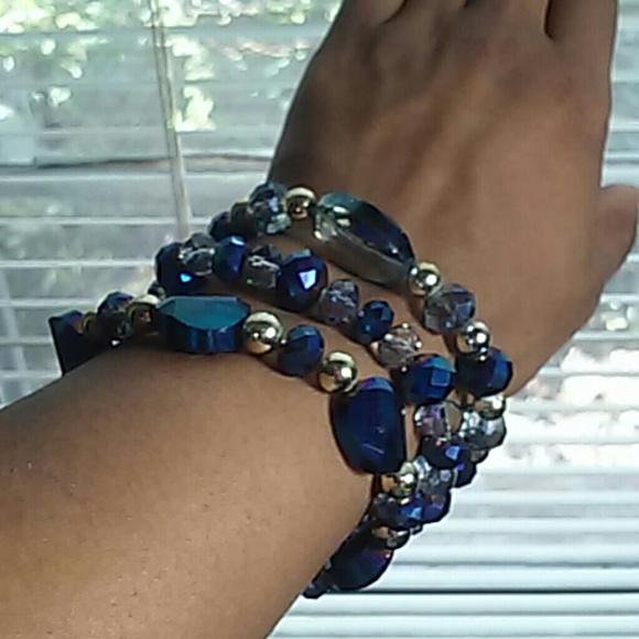 **SOLD** πHPπGorgeous 3-piece bracelet set - Picture 2 of 3