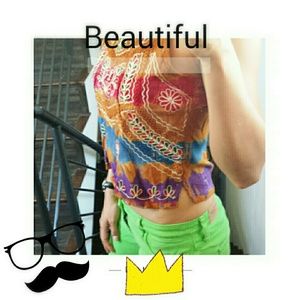 🎈SALE🎈$15✂️Cute rayon bohemian crop top