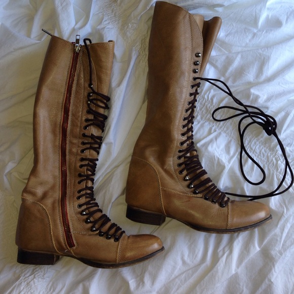 Steve Madden boots