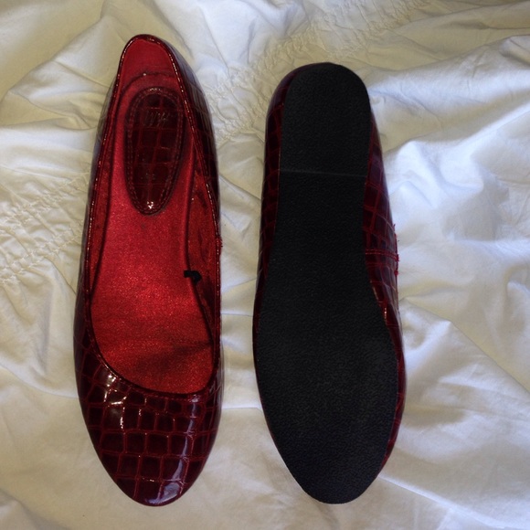 Red faux snake skin flats