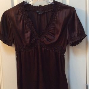 BCBG chocolate top