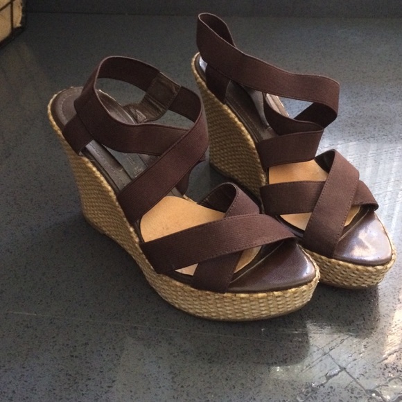 Brown wedges