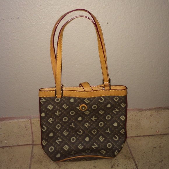 Dooney&Bourke Small Tote - Picture 1 of 2