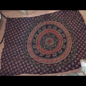 Beautiful Dark Colored Tapestry!🐪🐘