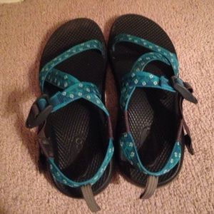 Chacos (shoes)
