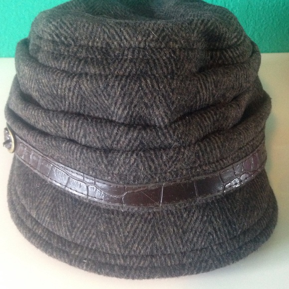 Hat - Picture 2 of 2