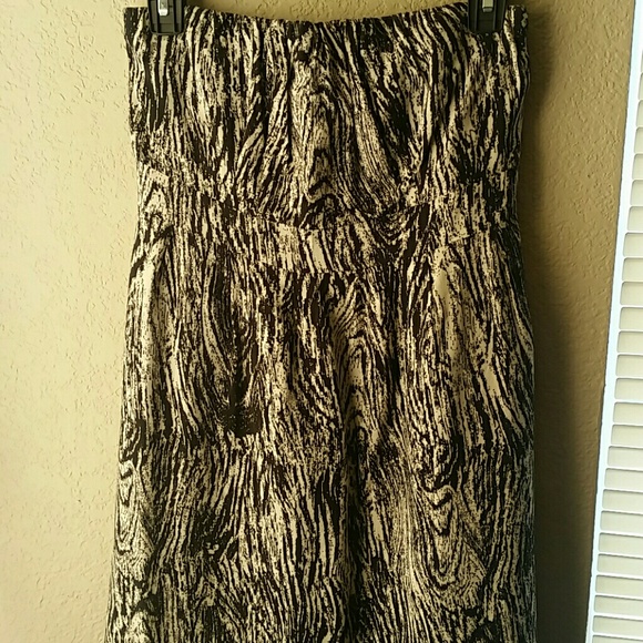 Black & white strapless dress