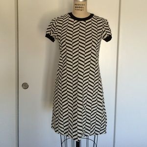 NWT Zara black white chevron mini dress size S