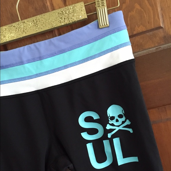 Lululemon inspire crop soul cycle size 8