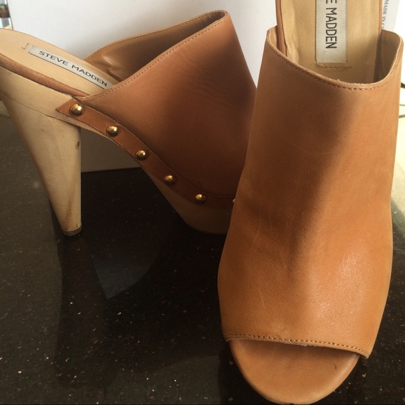 ✨Steve Madden✨platform pump!!