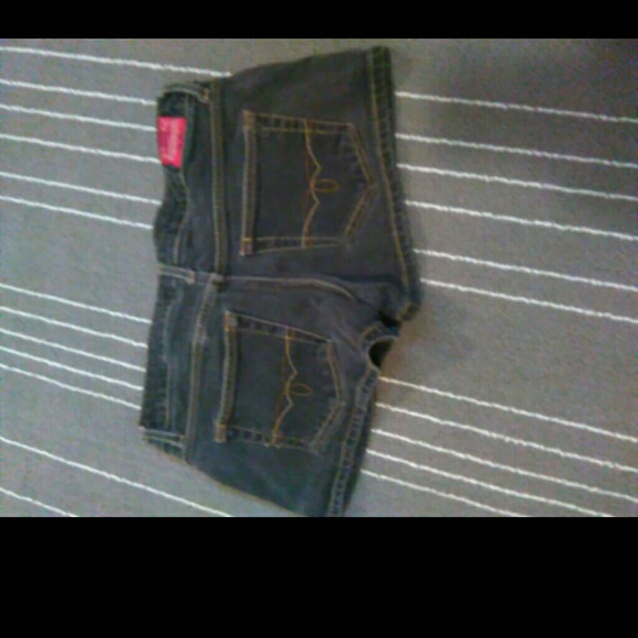 Black denim shorts size 0 - Picture 2 of 2