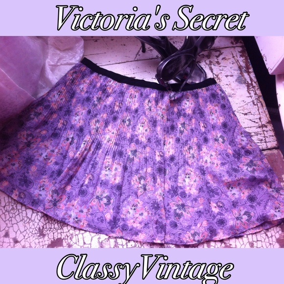 Victoria's Secret Dresses & Skirts - Adorable purple floral VS skirt