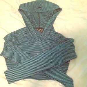Crop sweater