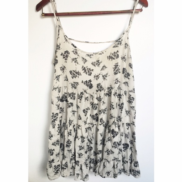 🚫SOLD🚫Brandy Melville Jada Dress Black Floral