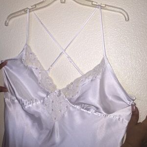 Beautiful robe and gown. NEW WITHOUT TAGS