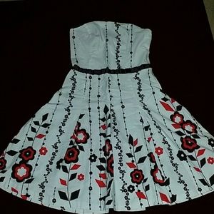 Cute sun dress size 7