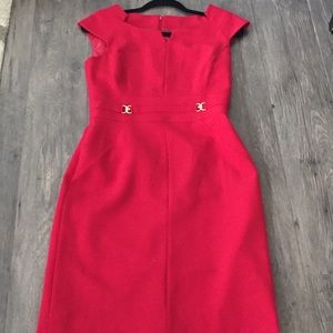 Tahari red shift dress