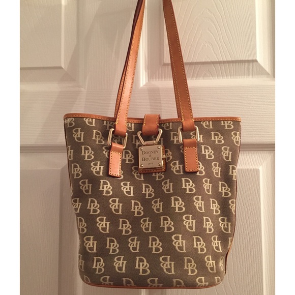 Dooney & Bourke Bucket Bag