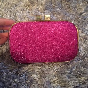 pink clutch