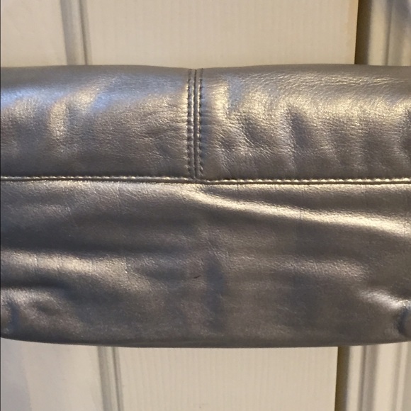 Coach wristlet 💥SALE💥 - Picture 2 of 3