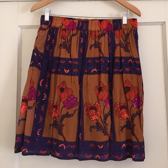 Anthropologie multicolor skirt with pockets.