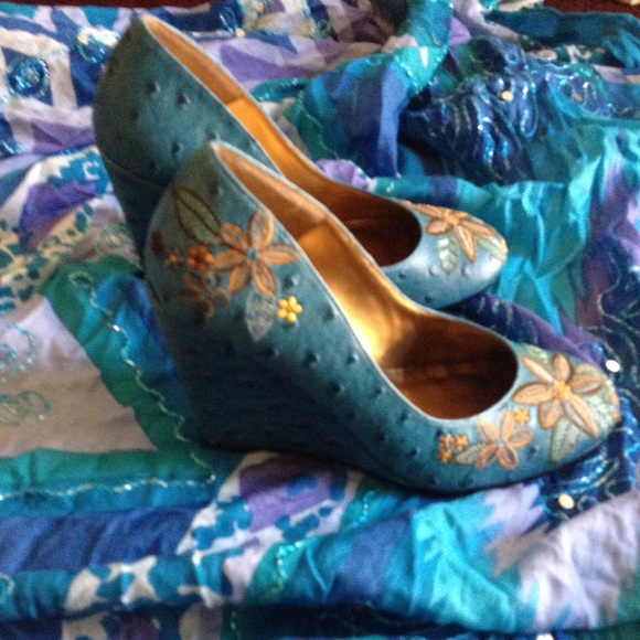 Turquoise wedge heel!!