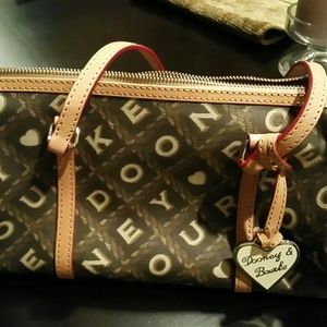 Small purse can be used as a cross body purse