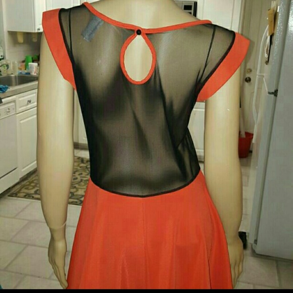 New mesh back dress - Picture 2 of 2