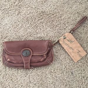 Sparrow true wristlet