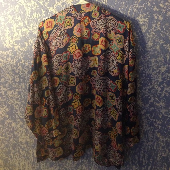 100% silk vintage button-up with front pocket - Picture 3 of 3