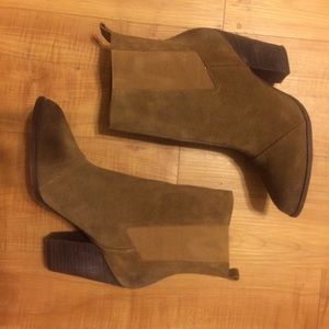 Joe's suede Chelsea boot