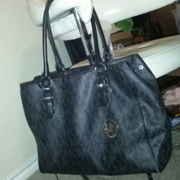 Authentic Michael Kors purse