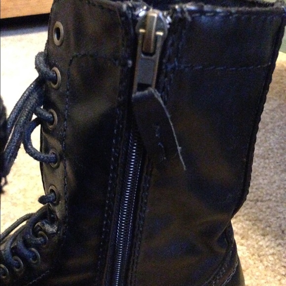 Combat Boots - Picture 2 of 3