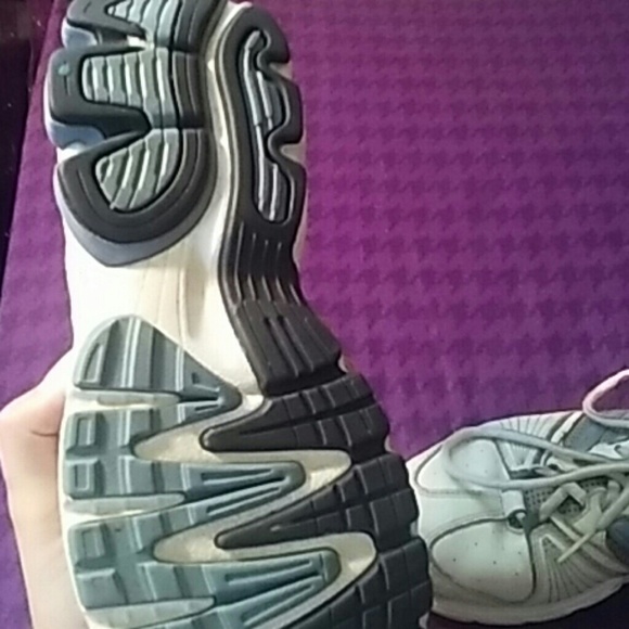 Adidas, white and blue, women's running shoes - Picture 2 of 4