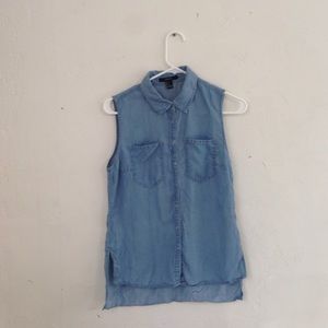 Forever 21 denim sleeveless shirt (size: xs)