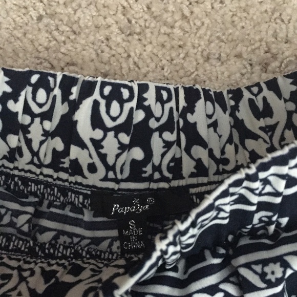 Navy patterned shorts! - Picture 2 of 3