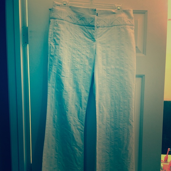 White Bebe size 6 pants - Picture 1 of 3
