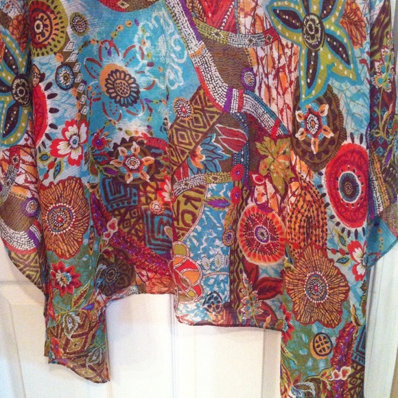 Top - Picture 3 of 3