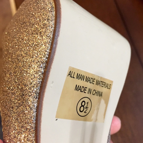 Speed Limit 98 - Gold Glitter High Heels - Picture 4 of 4