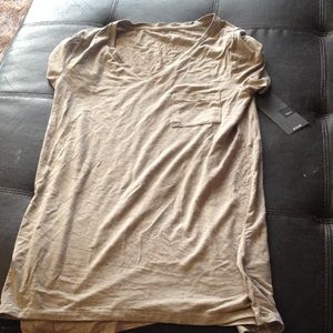 Tan simple short sleeve shirt, medium