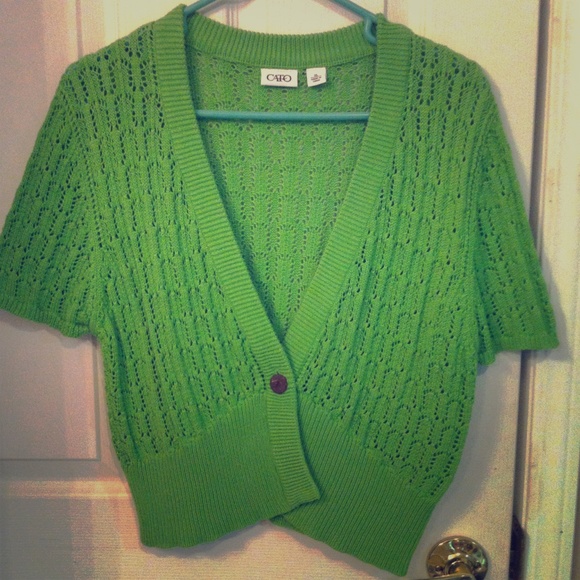 Short sleeve sweater cardigan