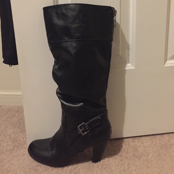 Black Guess boots - Picture 2 of 4