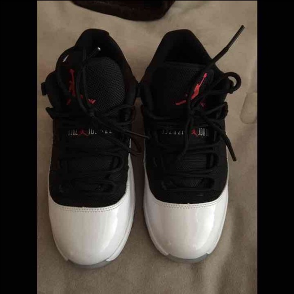 Tuxedo 11 Lows