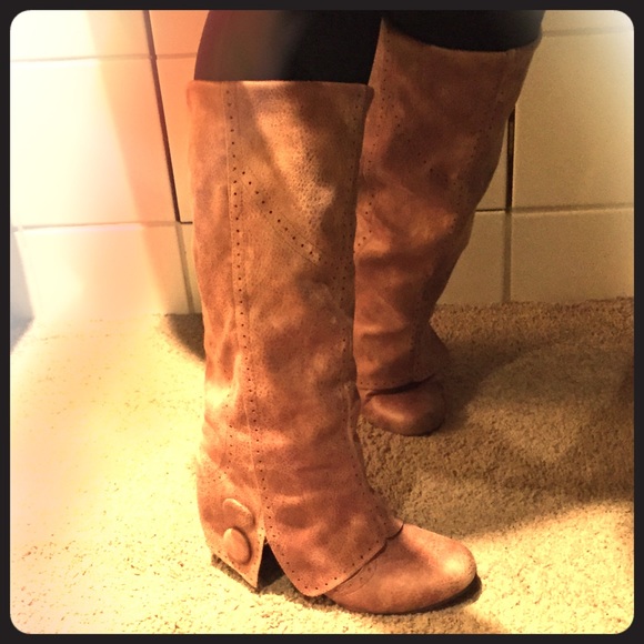 Not Rated boots size 10